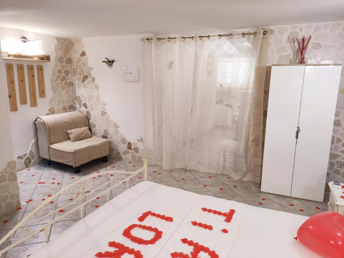 אוסטוני 26 Suite Home מראה חיצוני תמונה