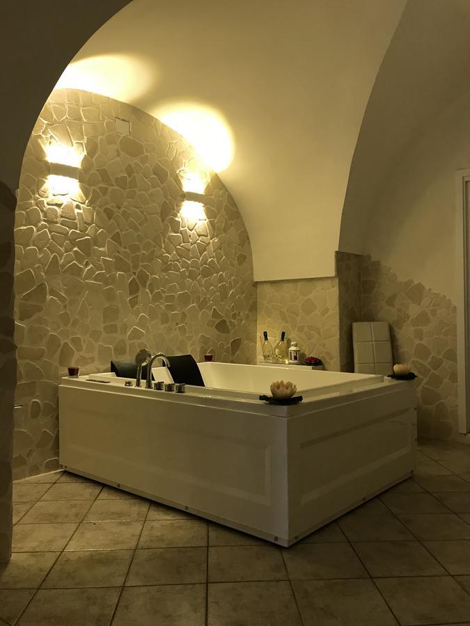 אוסטוני 26 Suite Home מראה חיצוני תמונה