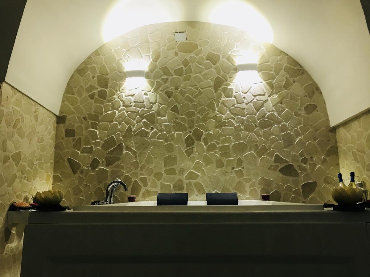 אוסטוני 26 Suite Home מראה חיצוני תמונה