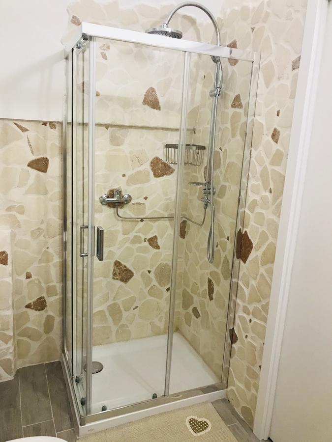 אוסטוני 26 Suite Home מראה חיצוני תמונה